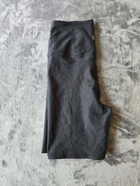 Balance Collection High Waisted Shorts Size Medium